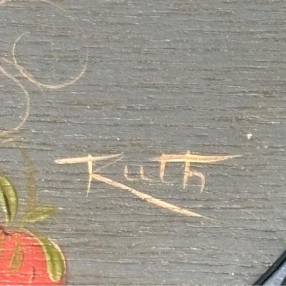 Rare Vtg Signed RUTH Blue With Floral Fruit Wood Top Basket Handles Strawberries - Picture 15 of 15